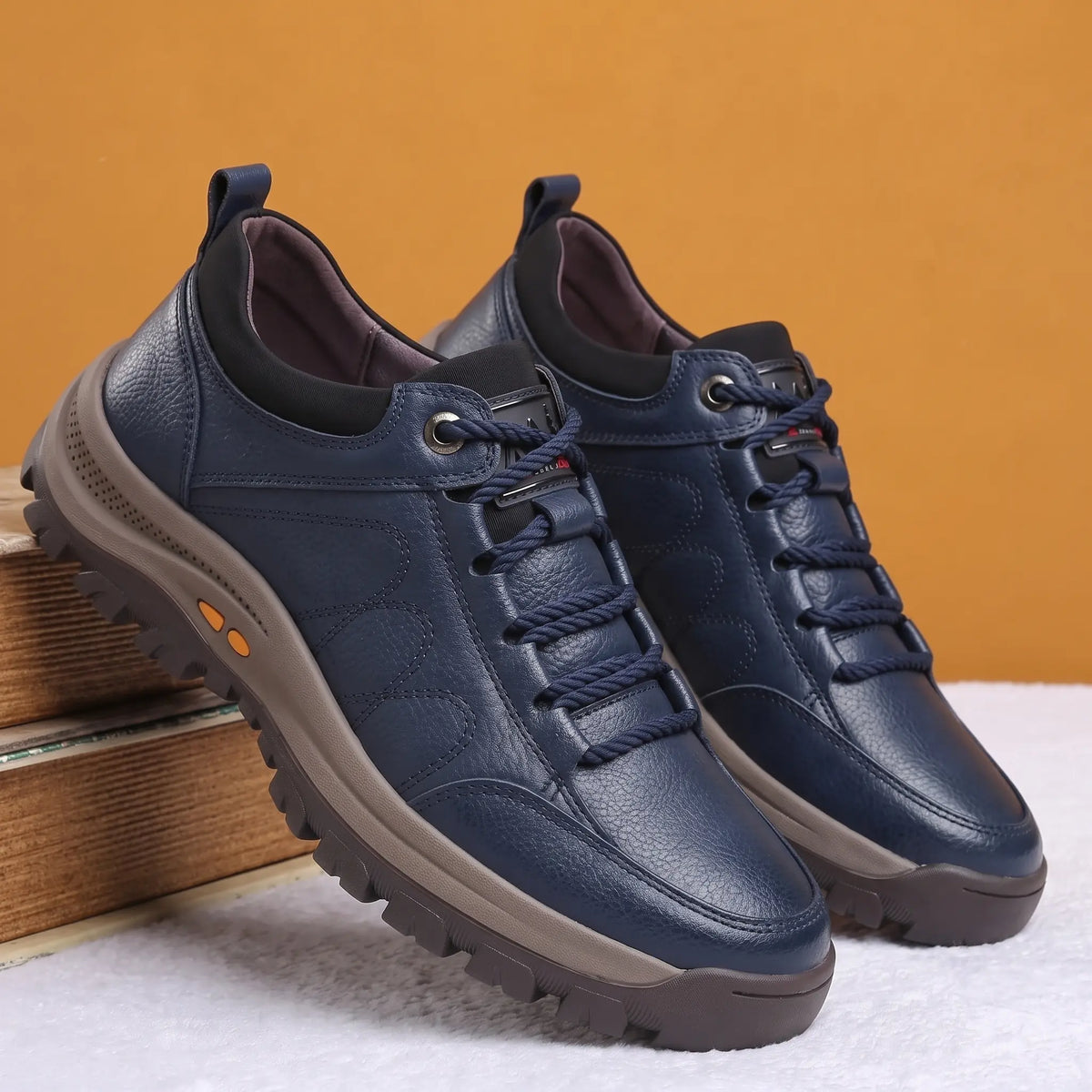 ROUSSEL PARIS | The Leather Walking Shoe